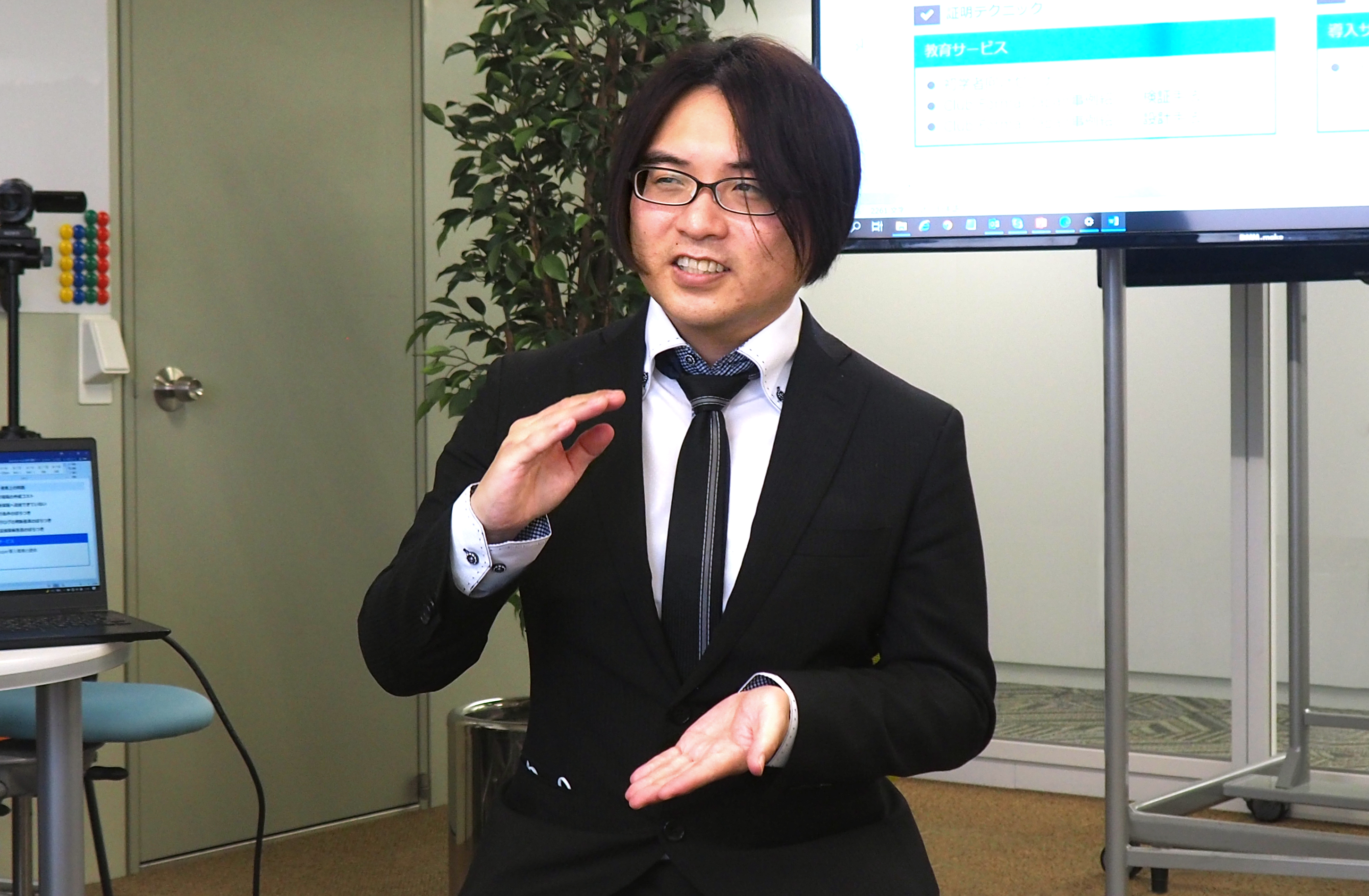 大規模・複雑化するLSI回路の最適な検証方法を目指す取り組み